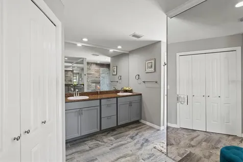 605 Cornwell On The Gulf Venice FL 34285