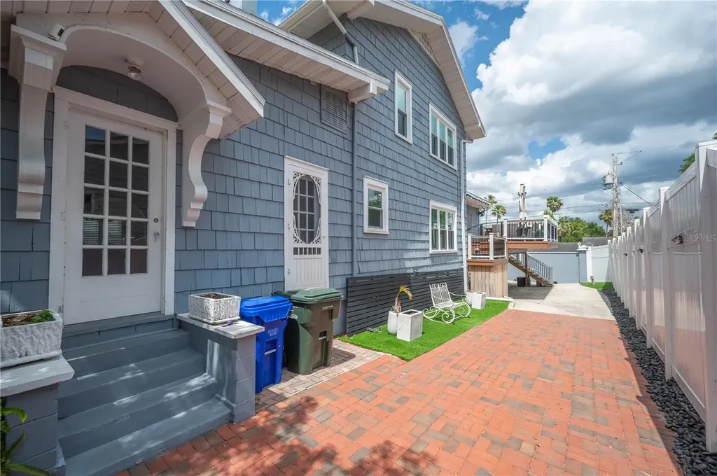 2214 Coventry Avenue Lakeland FL 33803