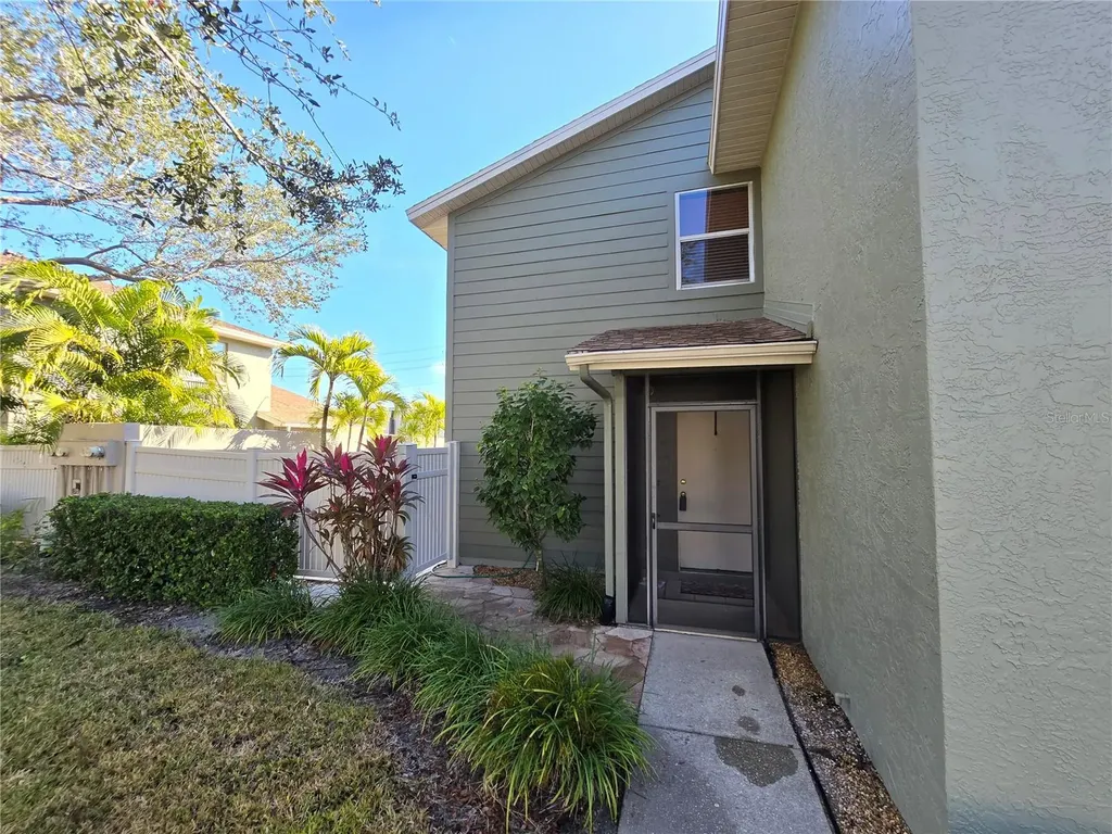 4181 Center Pointe Circle Sarasota FL 34233