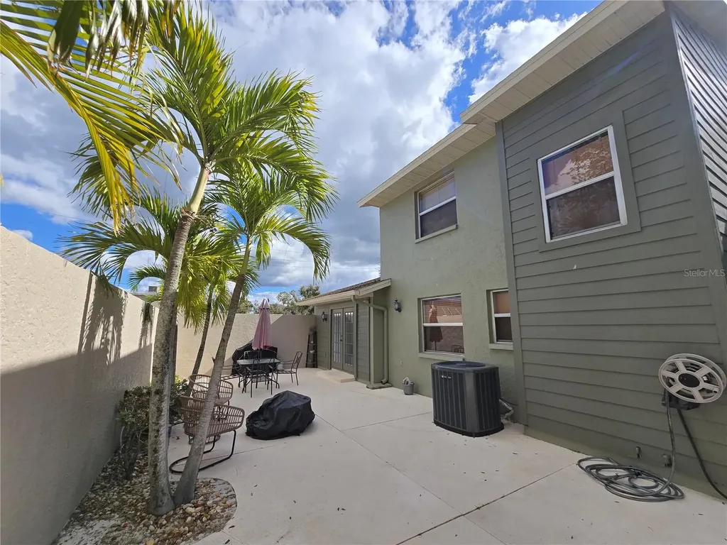 4181 Center Pointe Circle Sarasota FL 34233