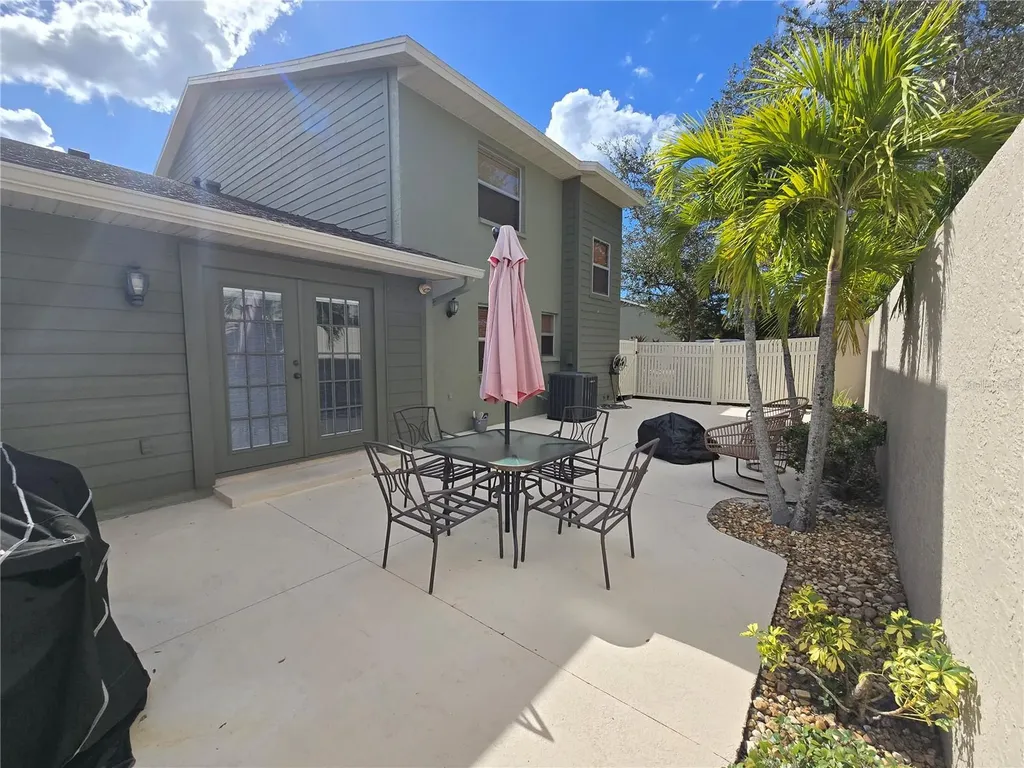4181 Center Pointe Circle Sarasota FL 34233