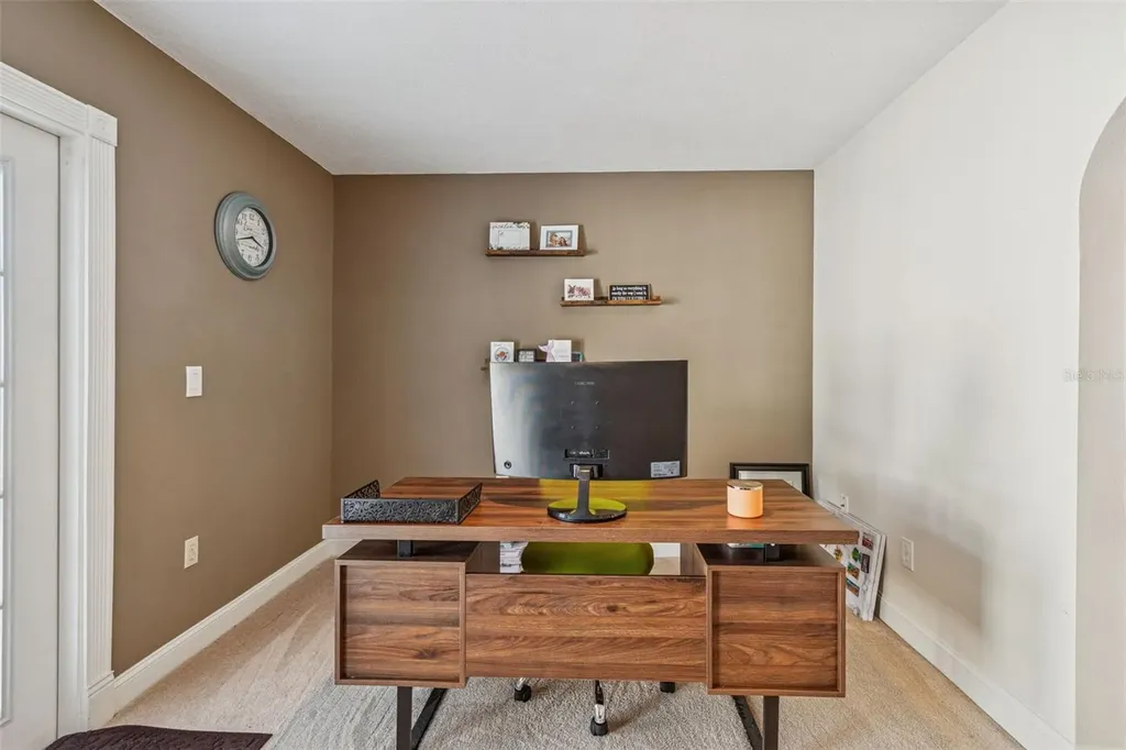 4181 Center Pointe Circle Sarasota FL 34233
