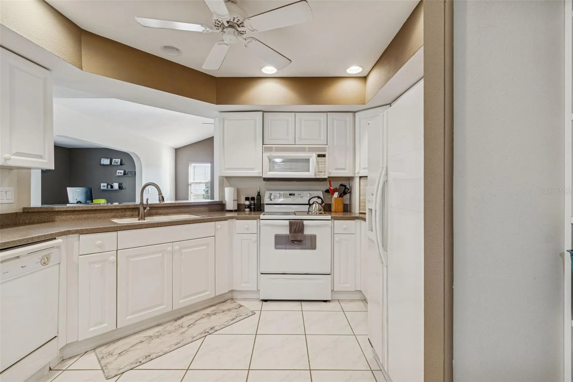4181 Center Pointe Circle Sarasota FL 34233