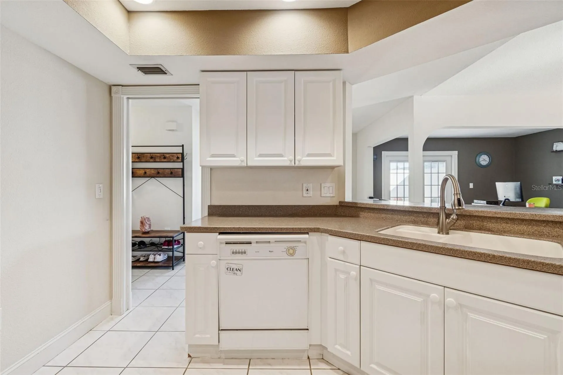 4181 Center Pointe Circle Sarasota FL 34233