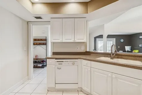 4181 Center Pointe Circle Sarasota FL 34233