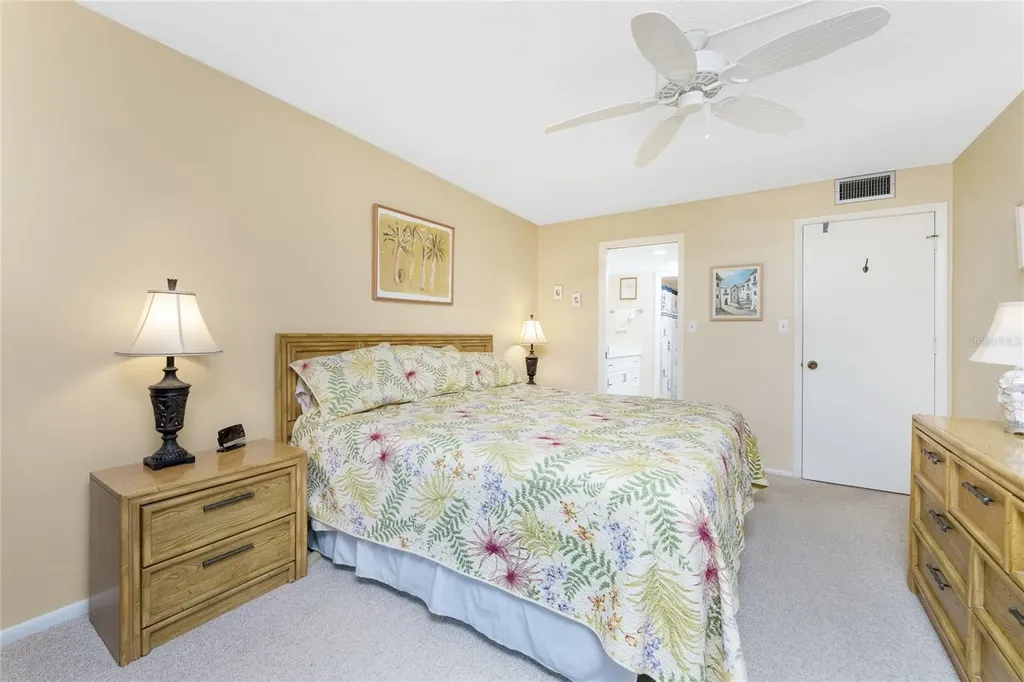 2700 N Beach Road Englewood FL 34223