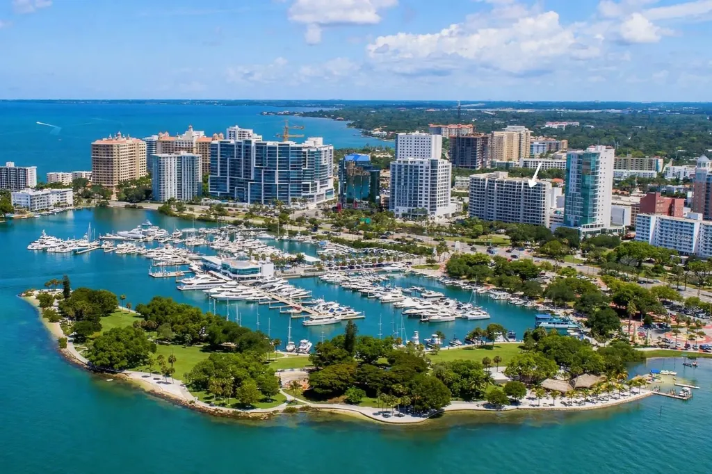 1255 N Gulfstream Avenue Sarasota FL 34236