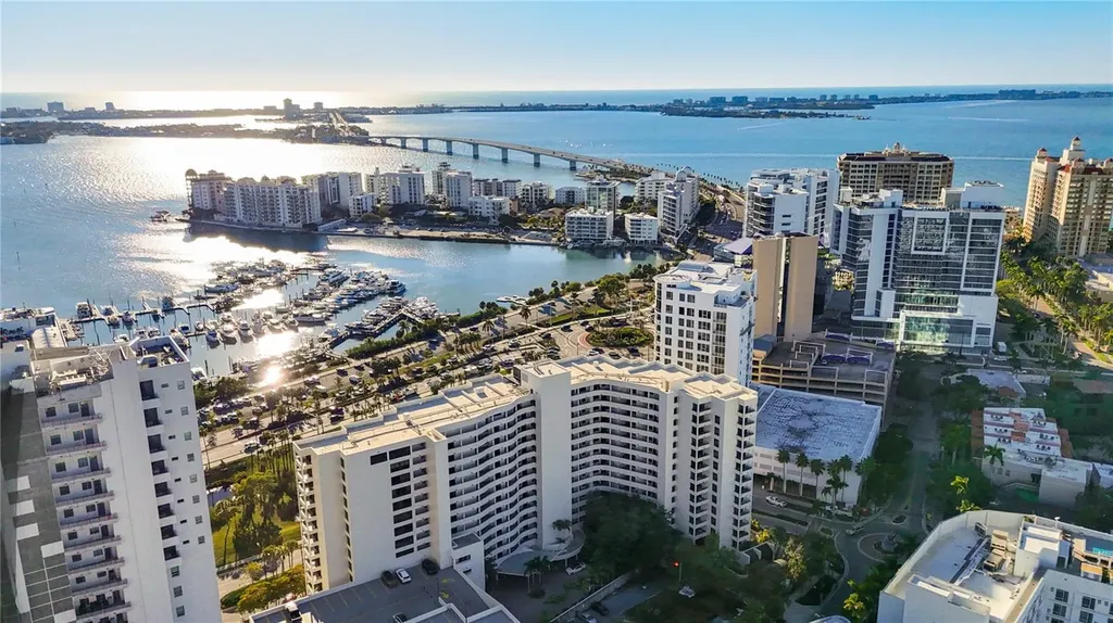 1255 N Gulfstream Avenue Sarasota FL 34236
