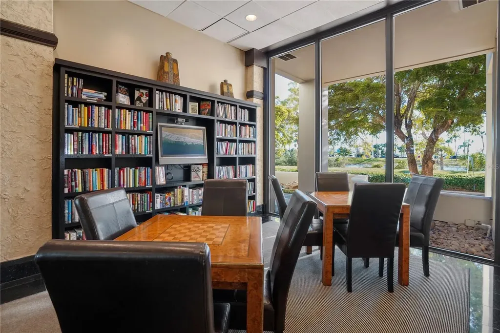 1255 N Gulfstream Avenue Sarasota FL 34236