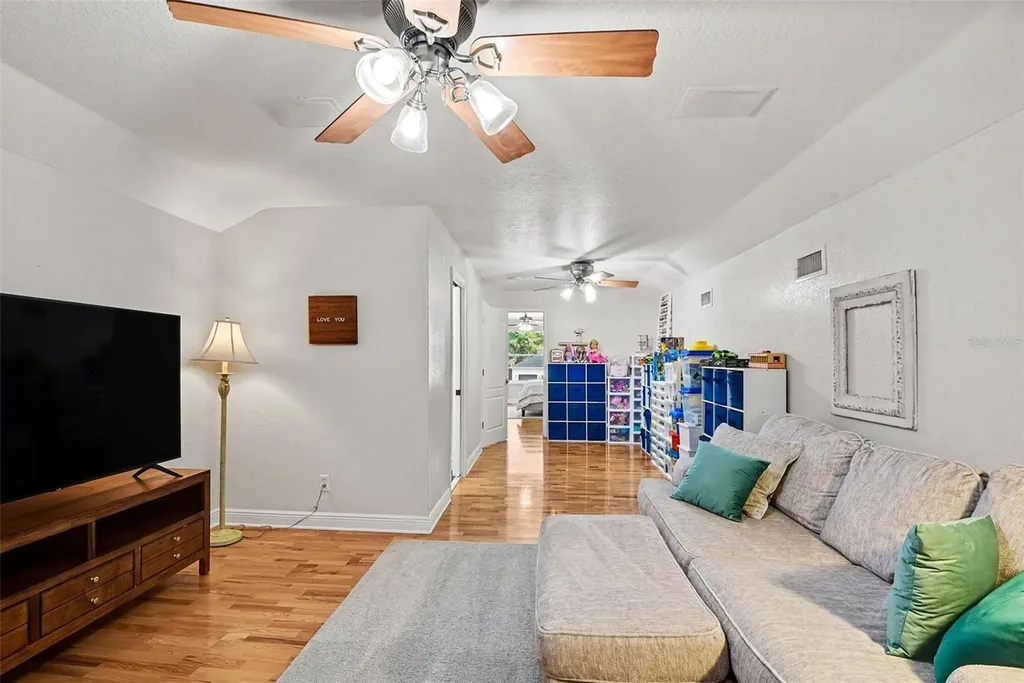 2795 Fawn Lake Boulevard Mims FL 32754