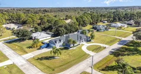 2795 Fawn Lake Boulevard Mims FL 32754