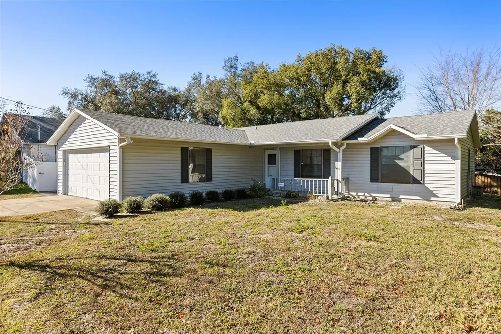 2454 Vaughn Avenue Deltona FL 32725