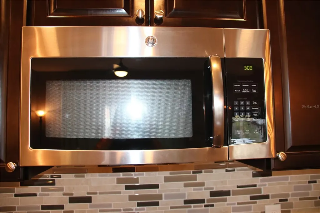 971 Celtic Circle Tarpon Springs FL 34689