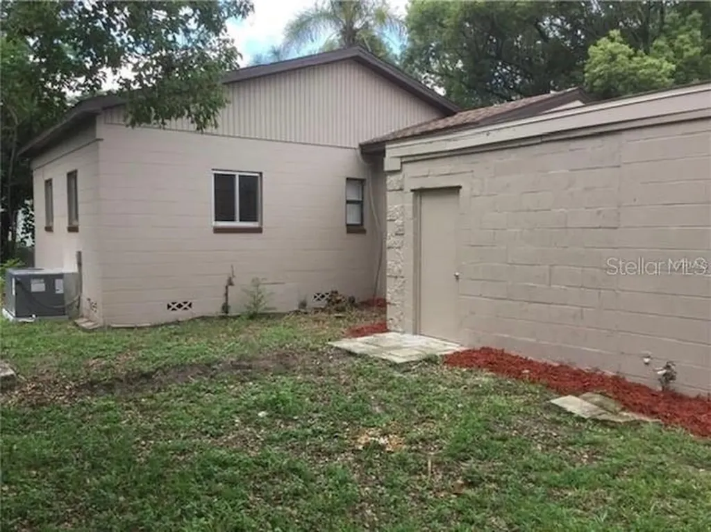 1513 Renee Avenue Orlando FL 32825