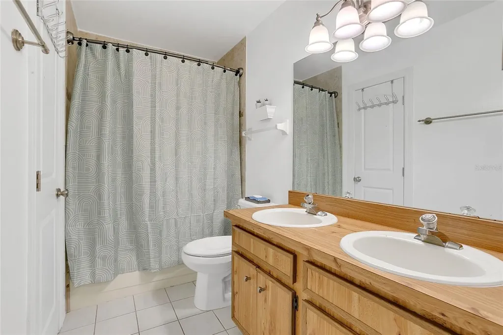 3060 Graceland Court Orlando FL 32812