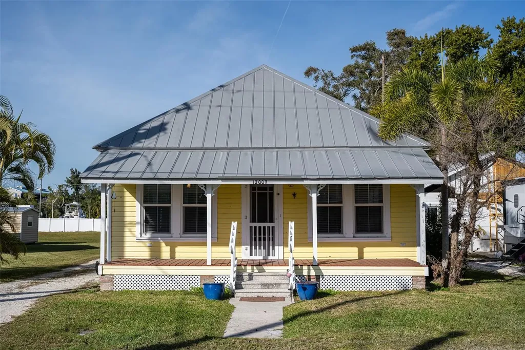 12007 45th Avenue W Cortez FL 34215