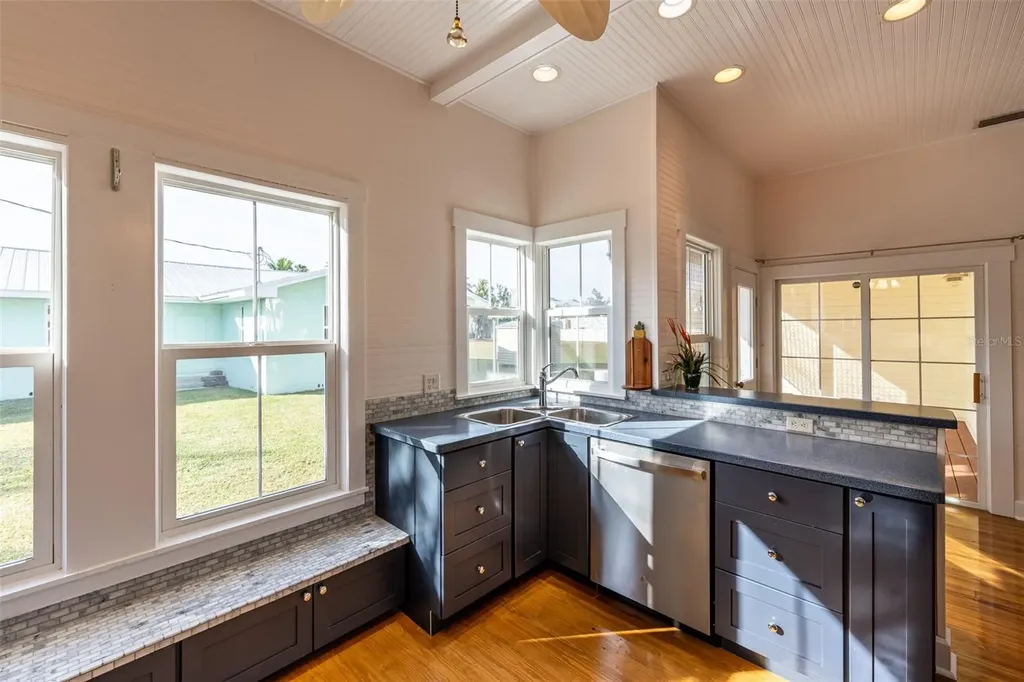 12007 45th Avenue W Cortez FL 34215