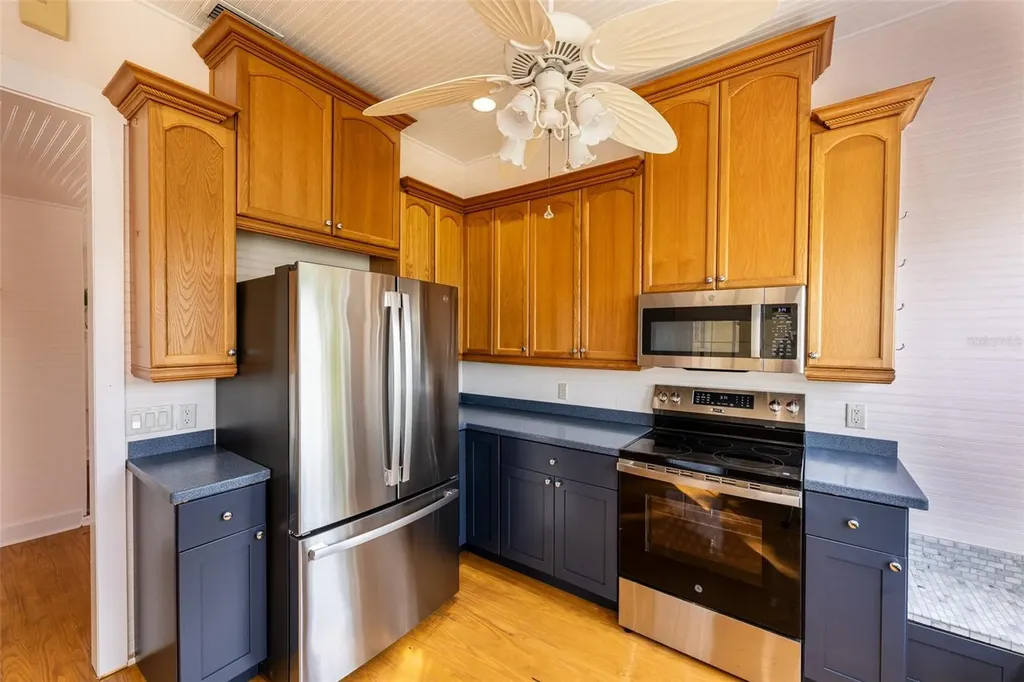 12007 45th Avenue W Cortez FL 34215