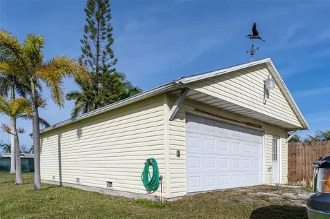 12007 45TH Avenue W Cortez FL 34215