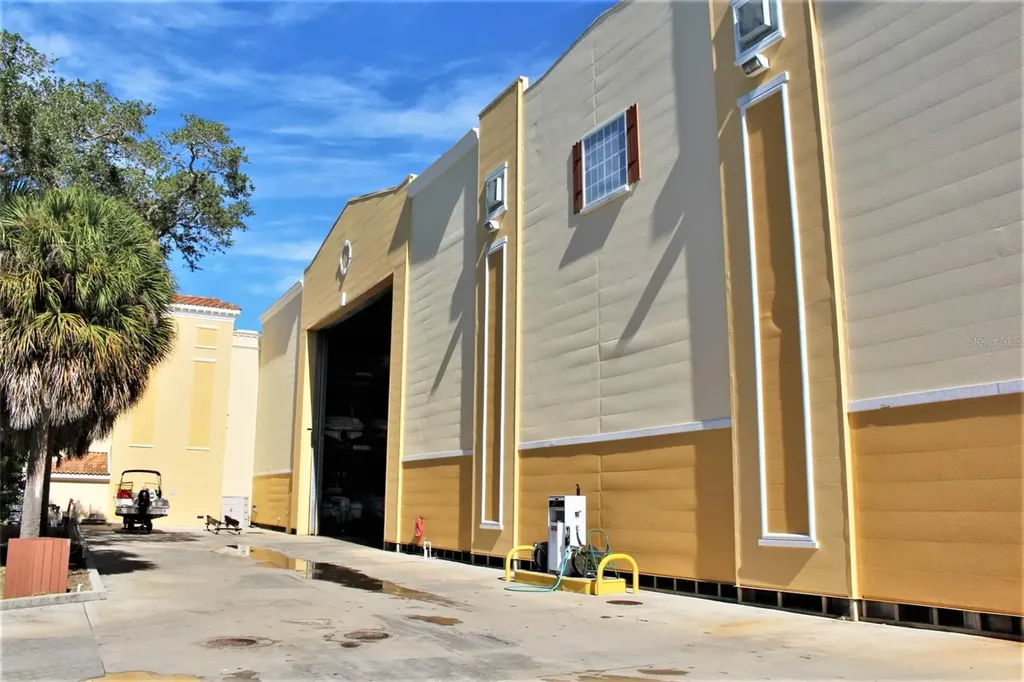 570 Blackburn Point Road Osprey FL 34229