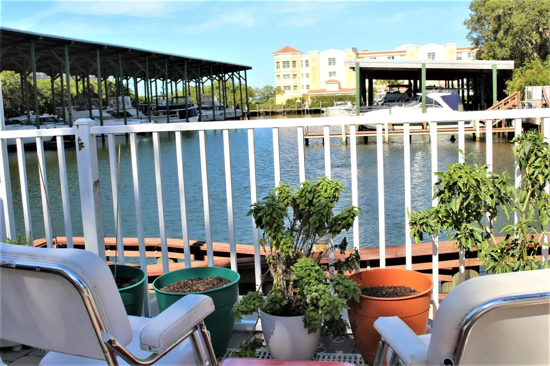 570 Blackburn Point Road Osprey FL 34229
