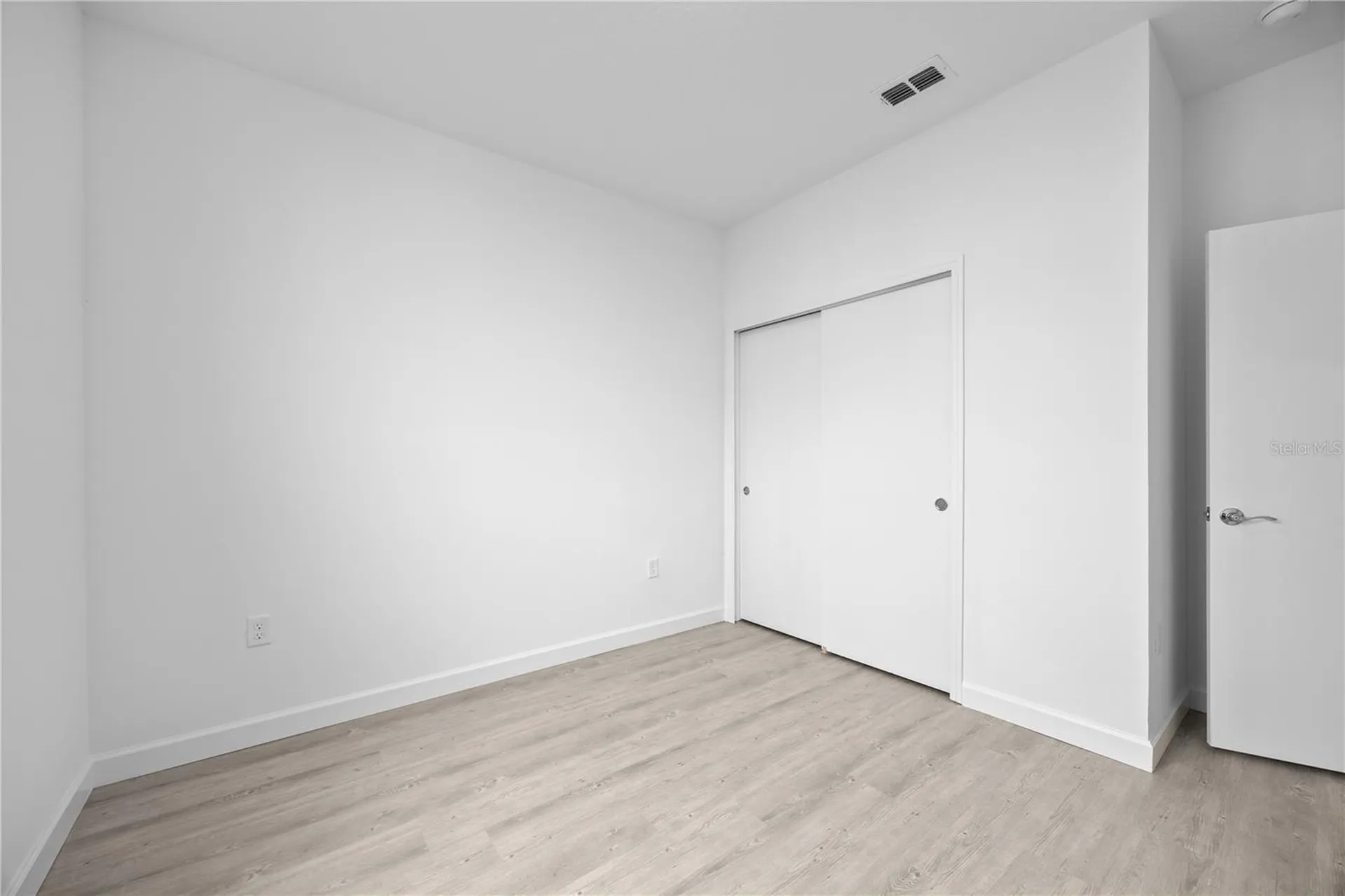 625 Trikomo Drive Davenport FL 33896