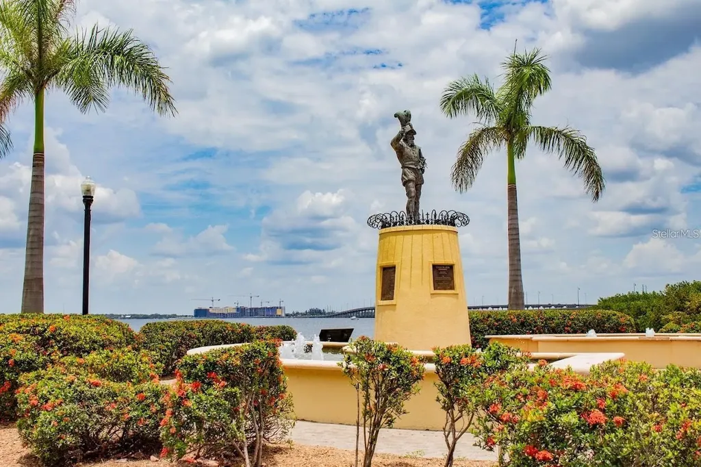 1015 Elm Street Punta Gorda FL 33950