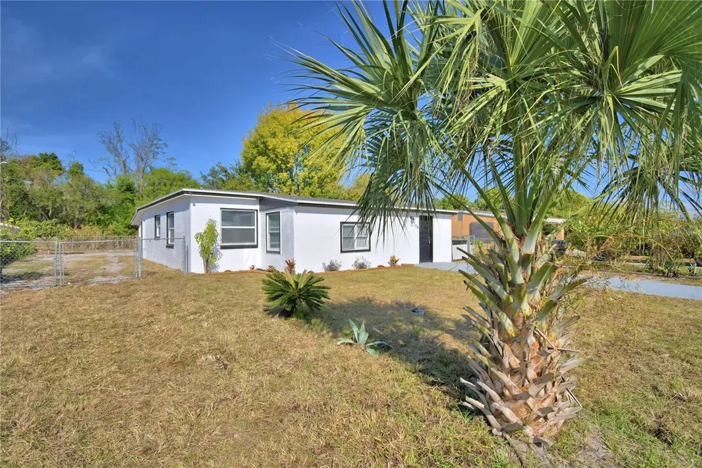 108 Yale Avenue Frostproof FL 33843