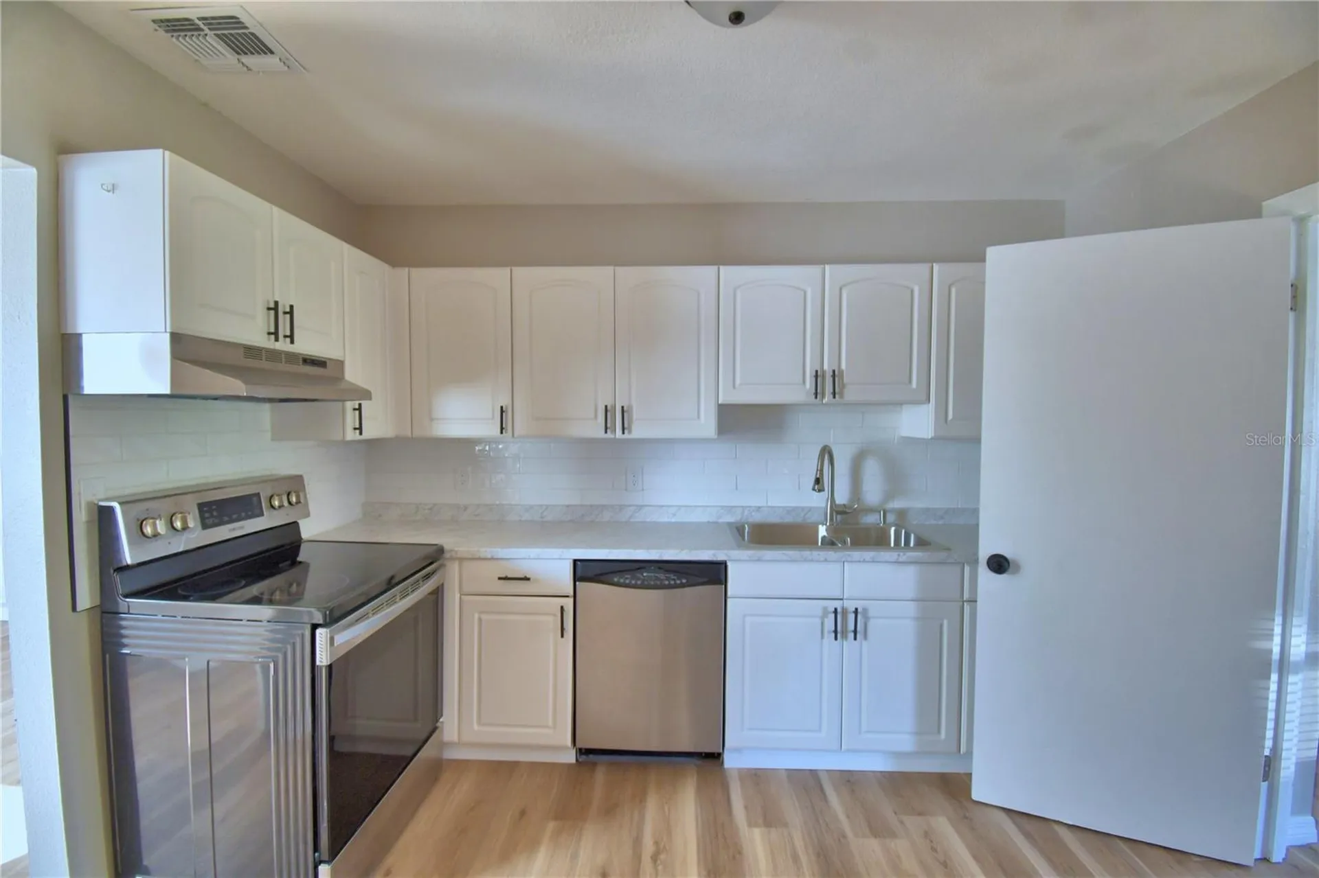 108 Yale Avenue Frostproof FL 33843