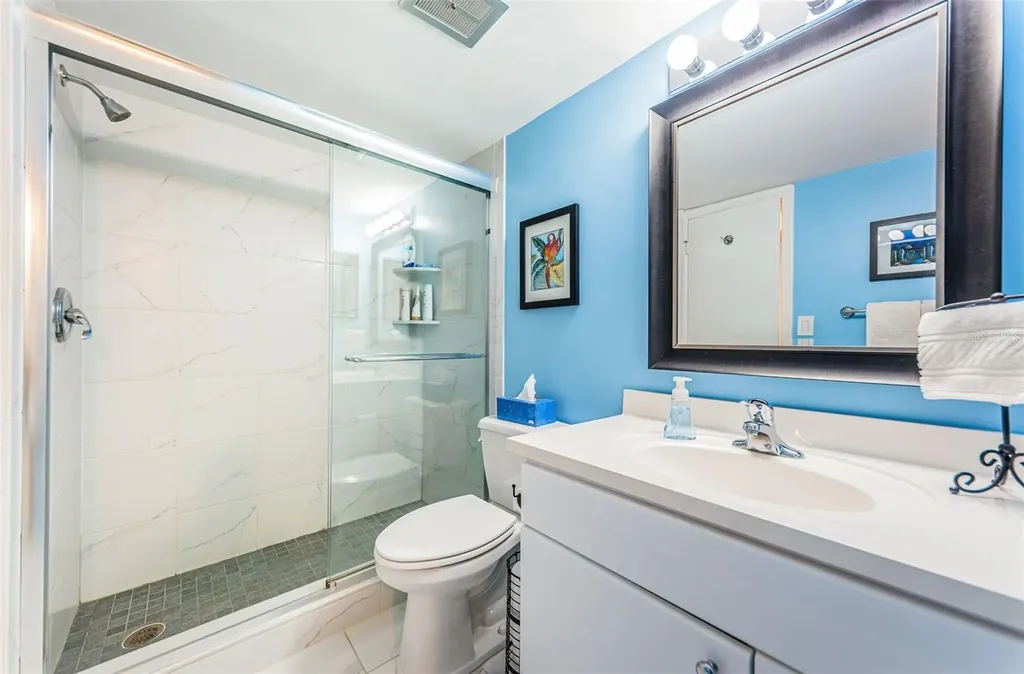 4725 Cove Circle St Petersburg FL 33708