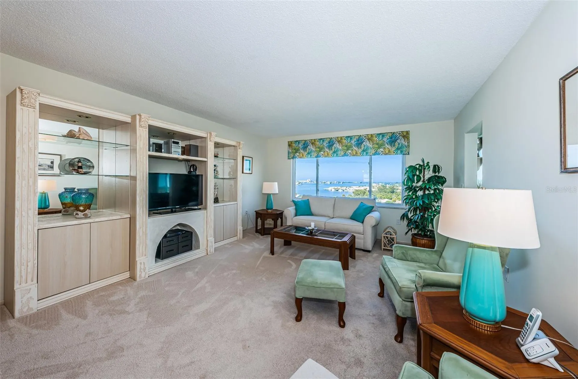 4725 Cove Circle St Petersburg FL 33708