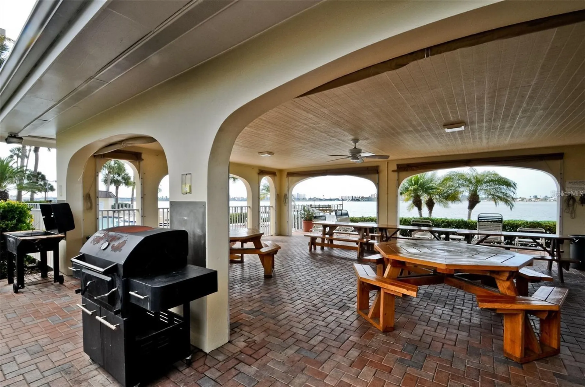 4725 Cove Circle St Petersburg FL 33708