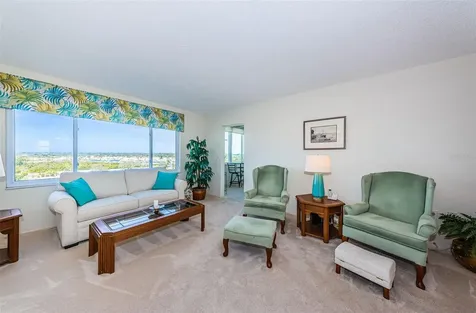 4725 Cove Circle St Petersburg FL 33708