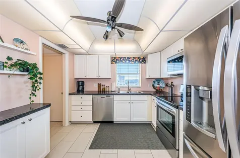 4725 Cove Circle St Petersburg FL 33708