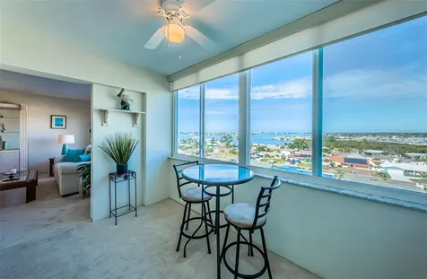 4725 Cove Circle St Petersburg FL 33708