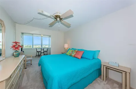 4725 Cove Circle St Petersburg FL 33708
