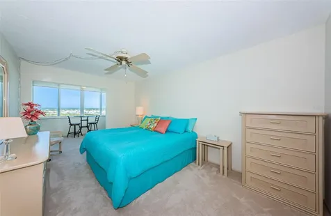 4725 Cove Circle St Petersburg FL 33708