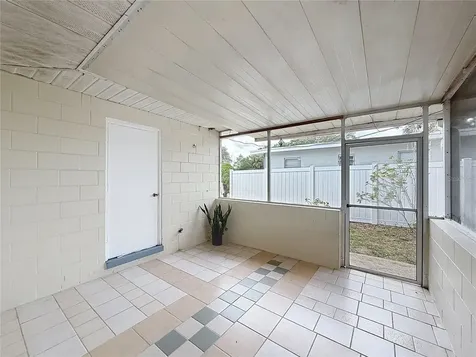 114 E Palm Street Davenport FL 33837
