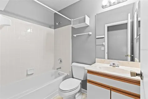 5273 Tunbridge Wells Lane Orlando FL 32812