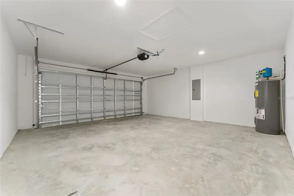 13027 NE 5th Place Silver Springs FL 34488