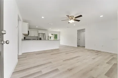 13027 NE 5th Place Silver Springs FL 34488