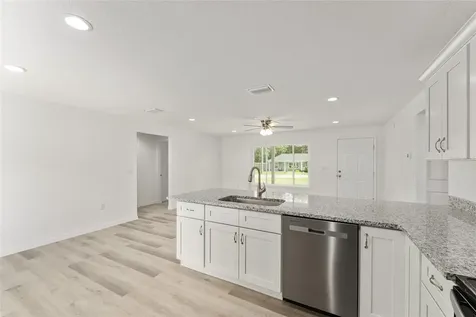 13027 NE 5th Place Silver Springs FL 34488