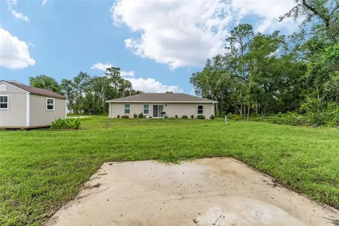 13027 NE 5th Place Silver Springs FL 34488