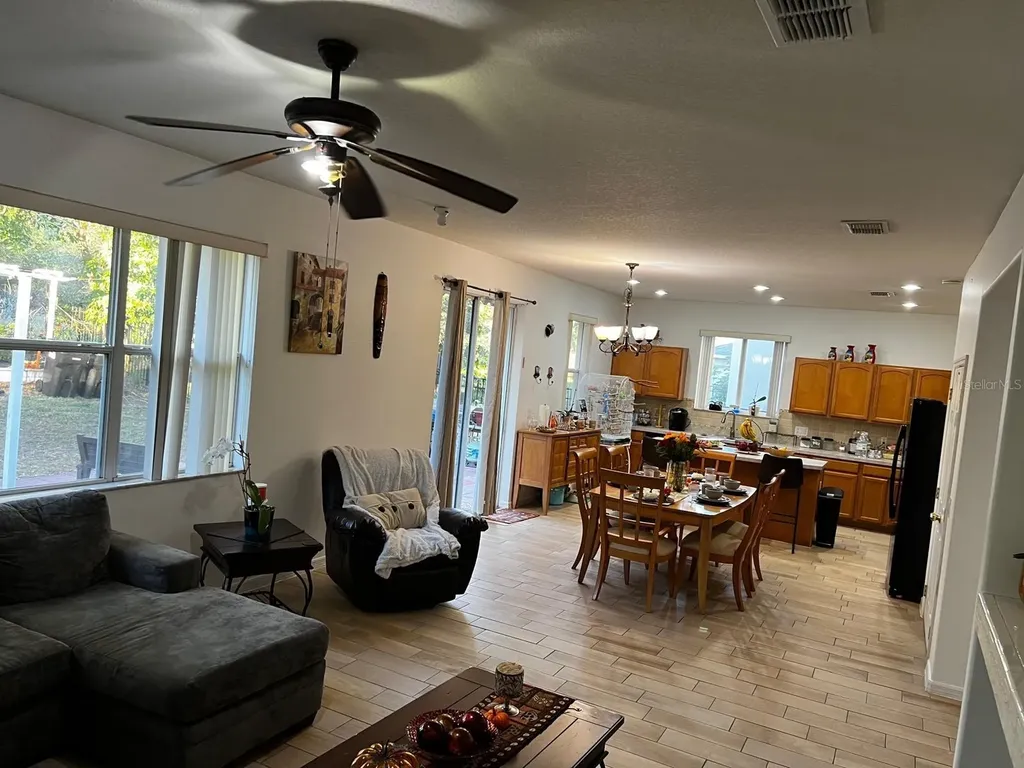 13038 Oulton Circle Orlando FL 32832