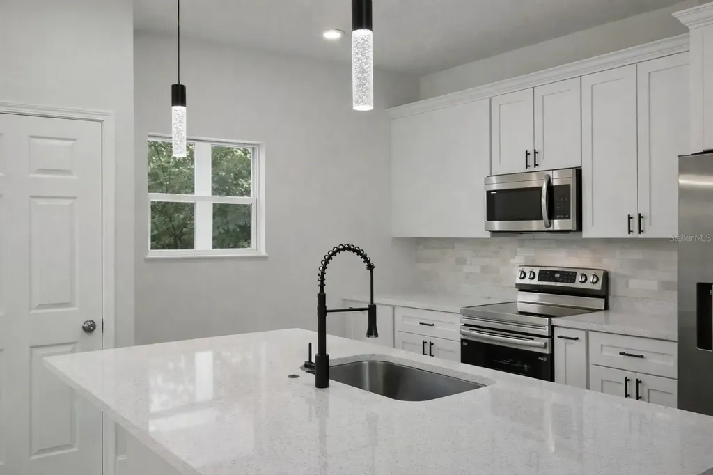 1215 W Hedgewood Lane Citrus Springs FL 34434