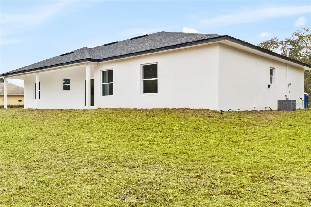 1215 W Hedgewood Lane Citrus Springs FL 34434