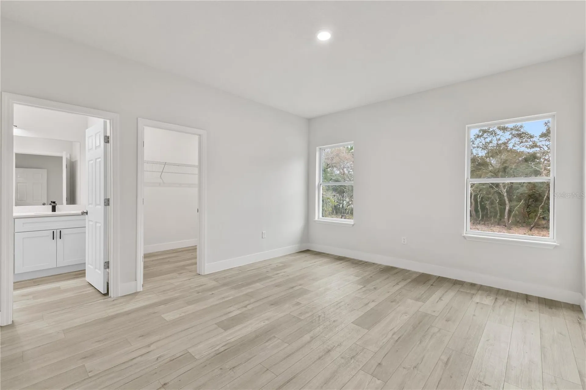 1215 W Hedgewood Lane Citrus Springs FL 34434