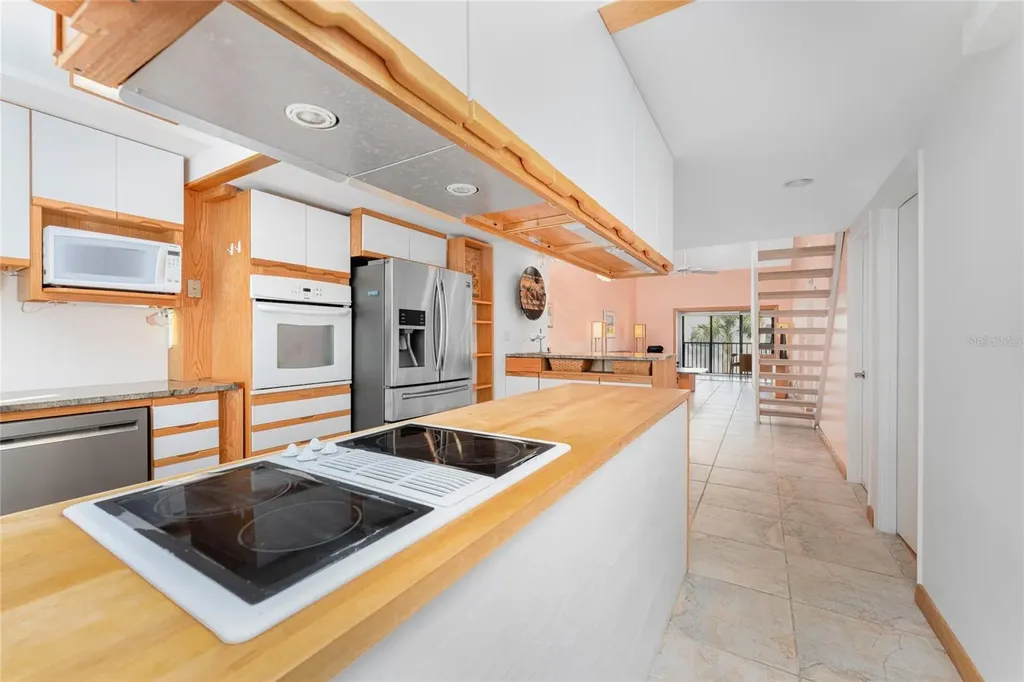 2700 N Beach Road Englewood FL 34223