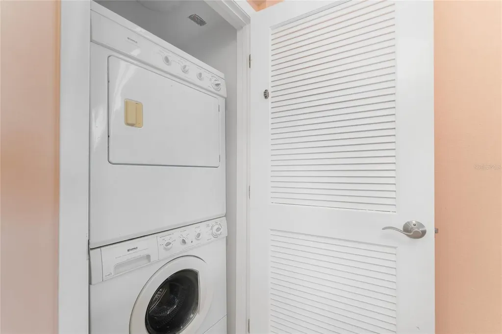 2700 N Beach Road Englewood FL 34223