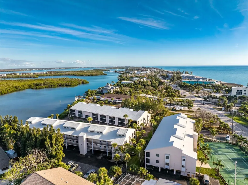 2700 N Beach Road Englewood FL 34223